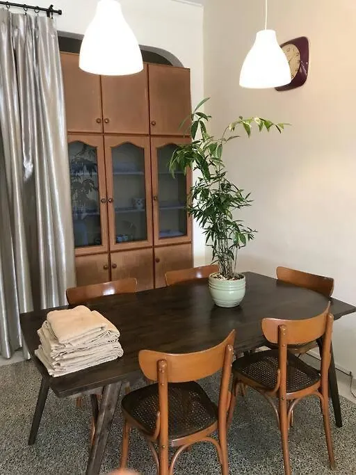 Cosy Big House 5Min Ciq Sogo Ksl Mall 4Br 12Pax Johor Bahru Malezja